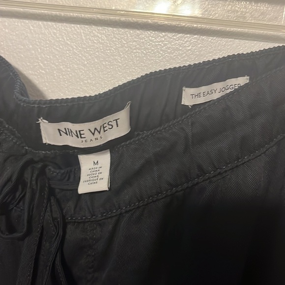 Super comfy easy joggers - Nine West - Picture 2 of 2